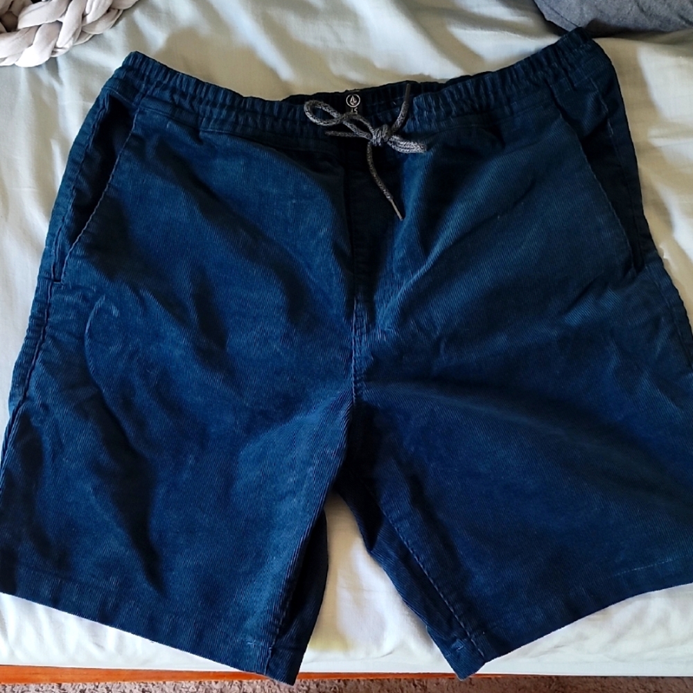 Volcom Dark Blue Courduroy Elastic Waistband Shorts - Size L